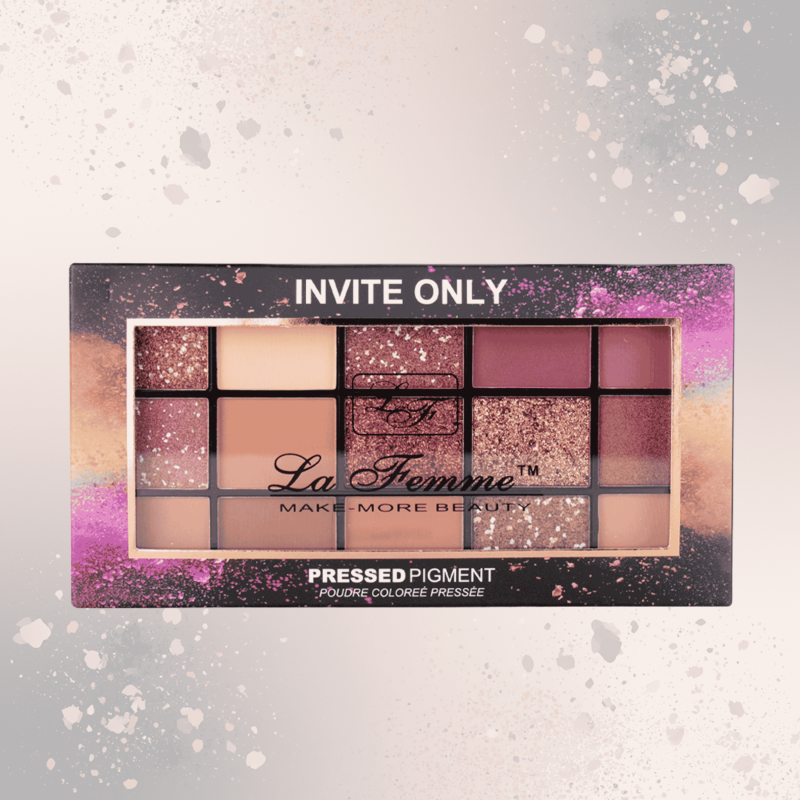 La Femme Pressed Pigment-22.5g (Invite Only) 22.5g